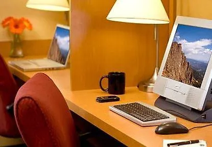 Courtyard By Marriott Fort Collins 