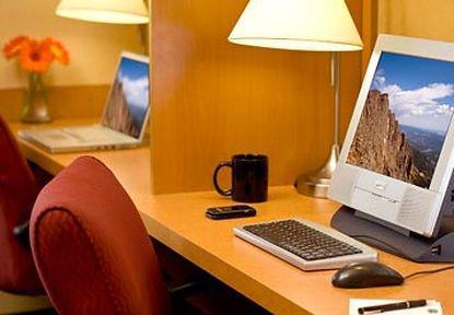 Courtyard By Marriott Collins