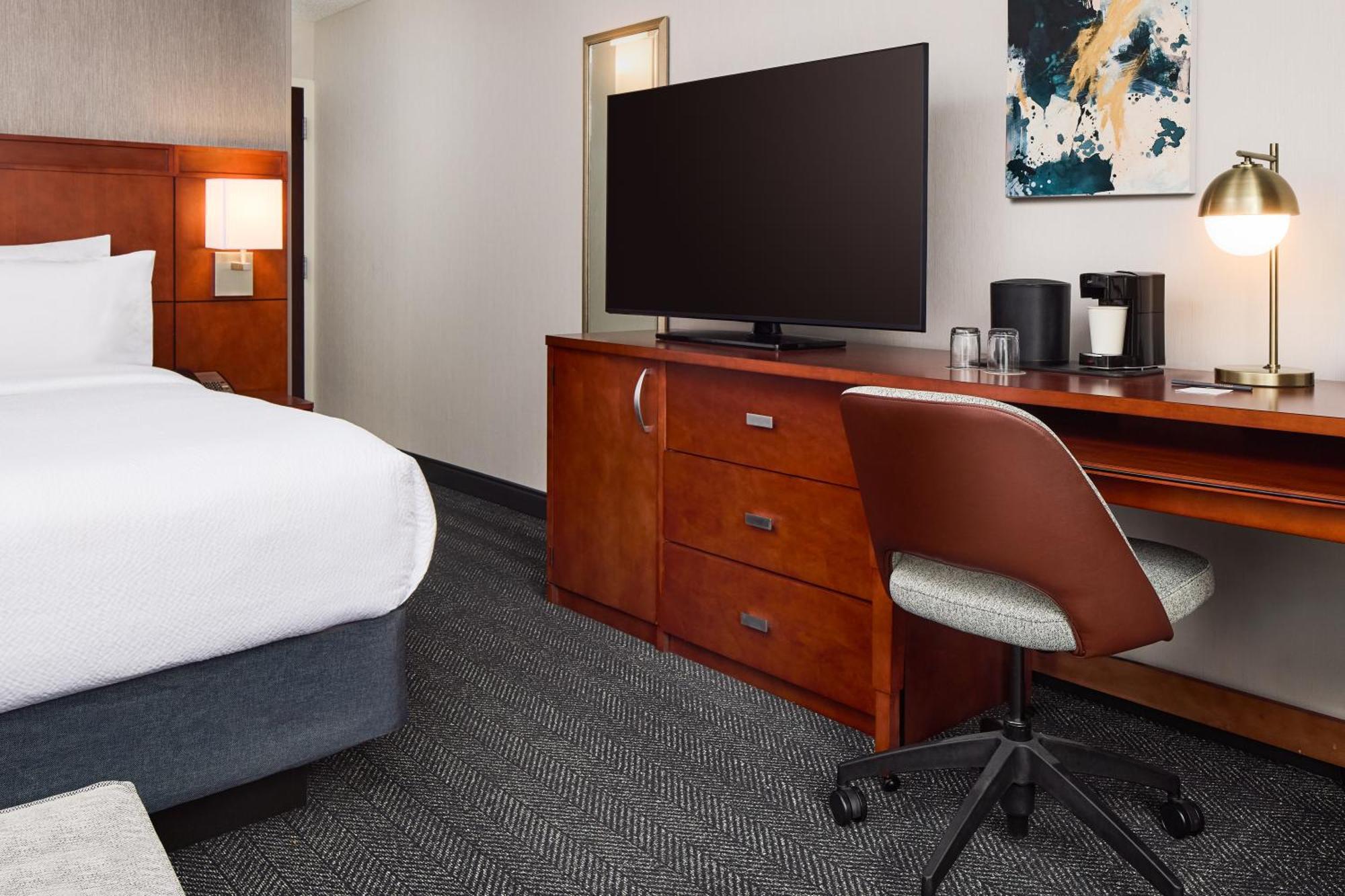 Hotel Courtyard By Marriott